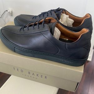 Brand new Ted baker London racer toe trainer blue size 11